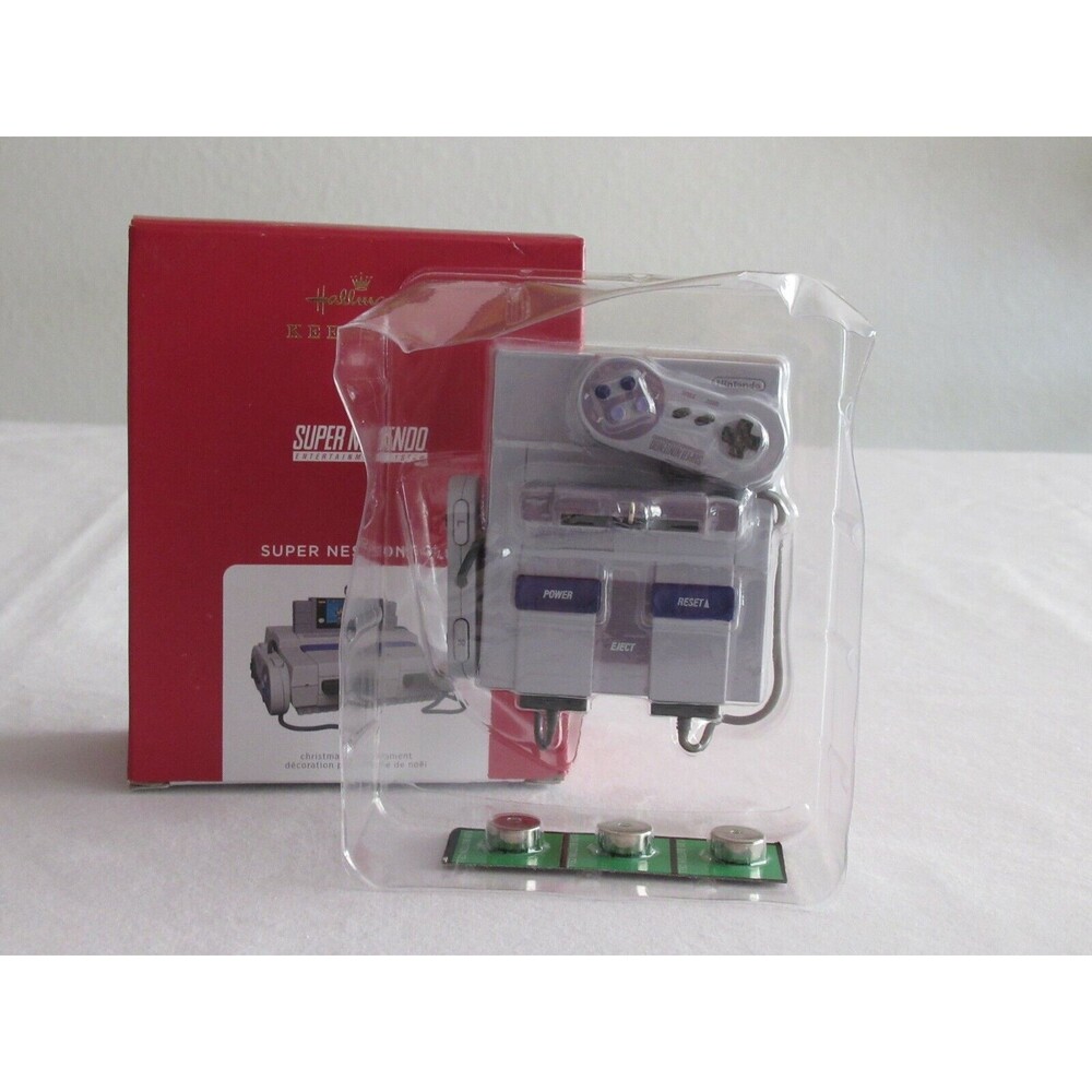 READ* 2021 Hallmark SuperMarioWorld Nintendo Console Ornament Magic Light Sound - Picture 8 of 12